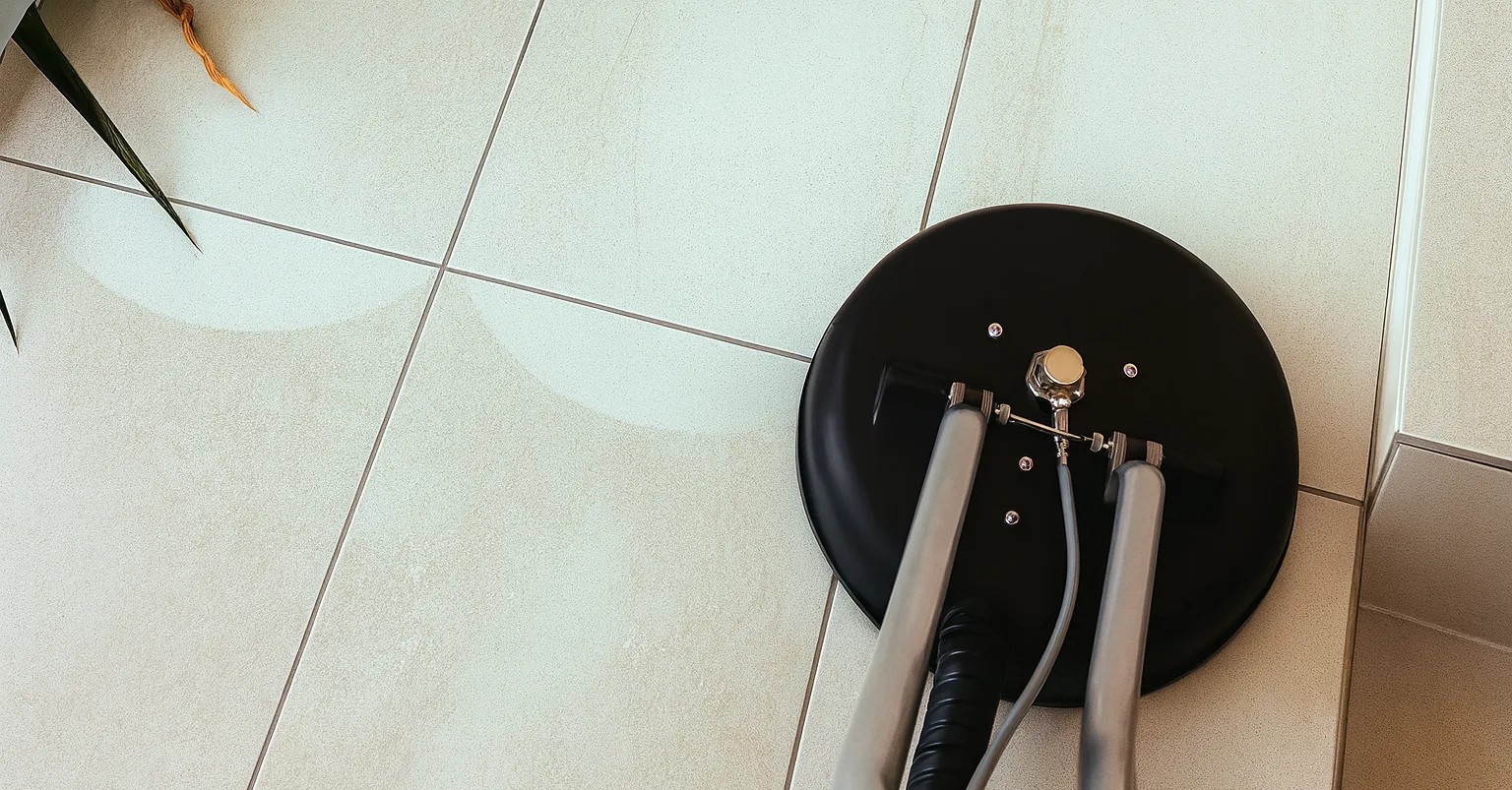 A room with a carpet and a fan on the floor - dryology carpet cleaning in Sydney, NSW